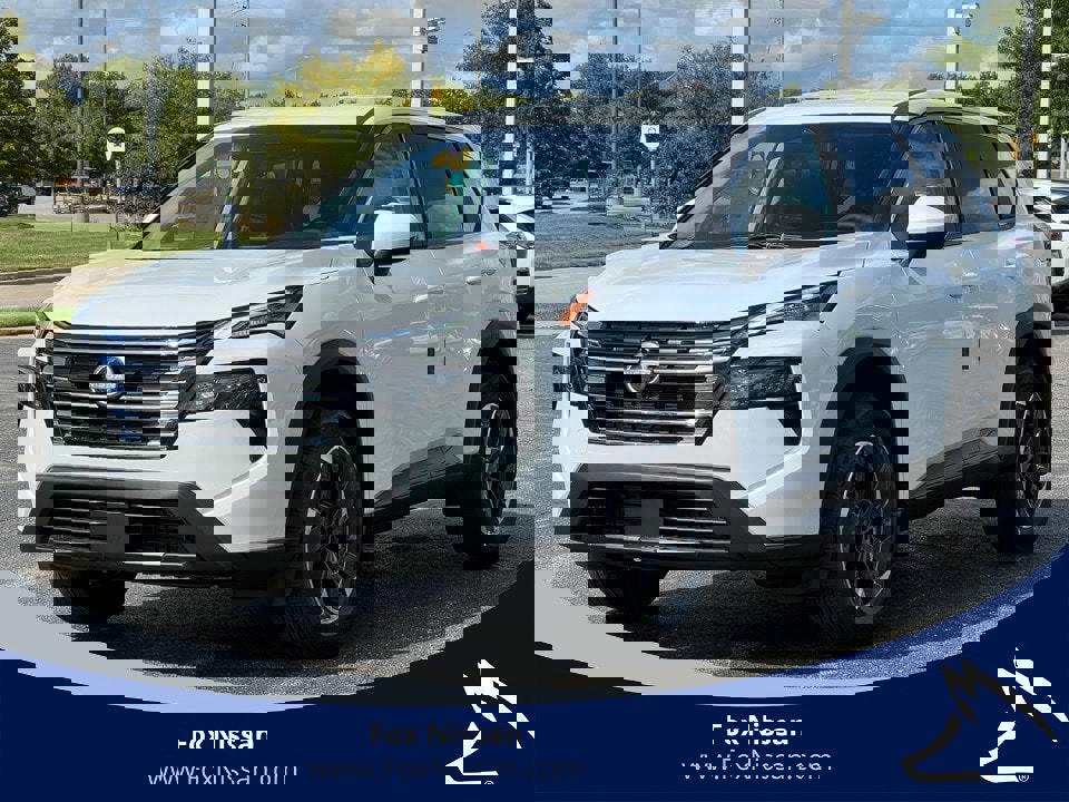 New 2026 Nissan Rogue SV image 1