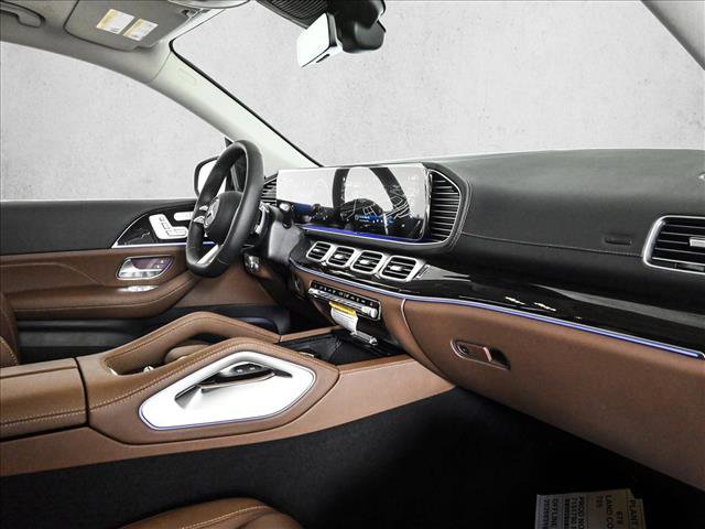 New 2026 Mercedes-Benz GLS 450 4MATIC image 25
