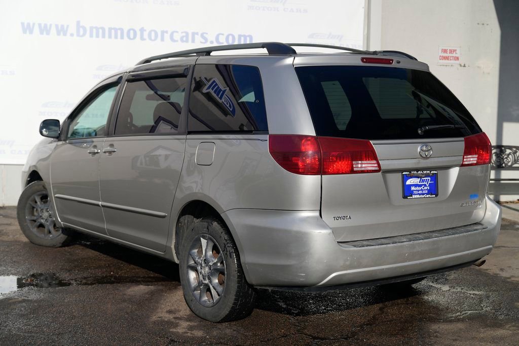 Used 2005 Toyota Sienna XLE image 4