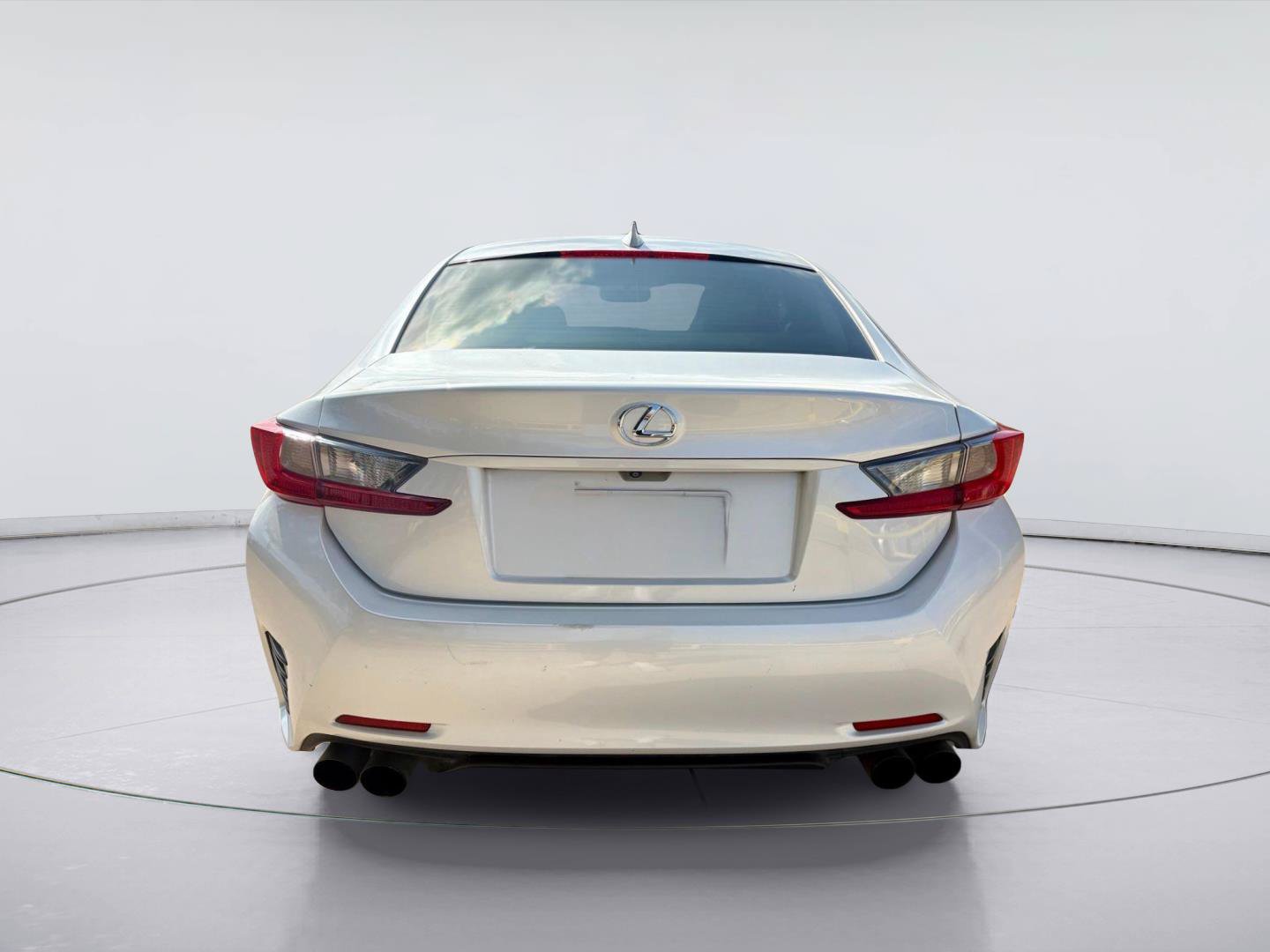 Used 2016 Lexus RC 200t w/ Premium Package RWD image 4