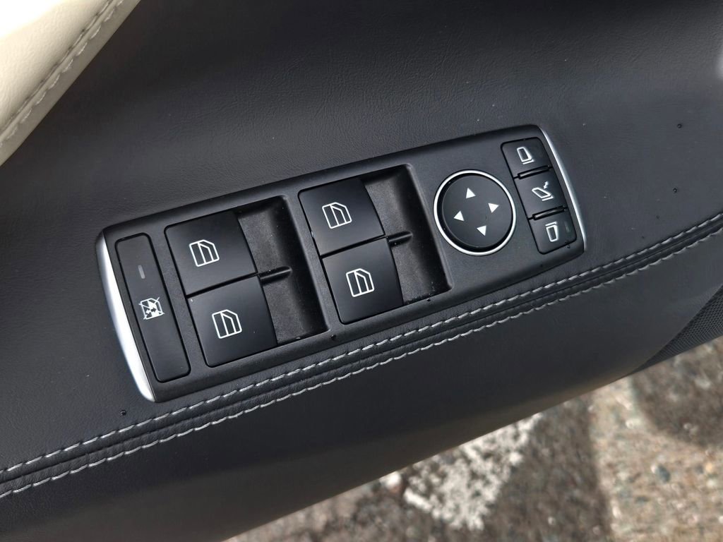 Used 2018 Tesla Model S 75D AWD/4WD image 11