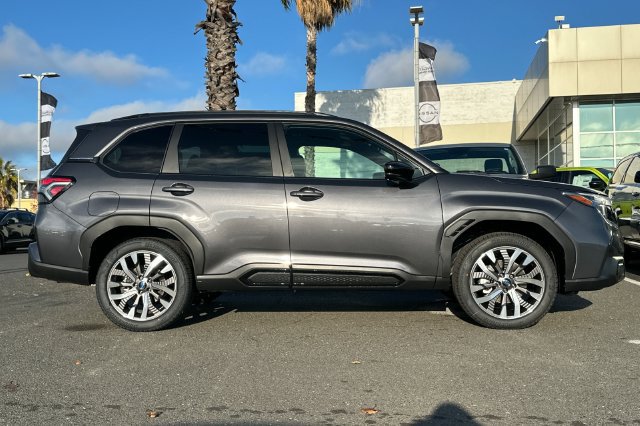 New 2026 Subaru Forester Touring AWD/4WD image 3