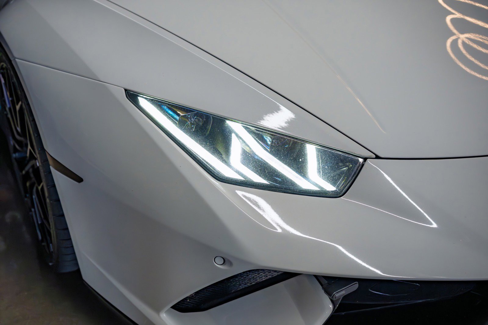 Used 2018 Lamborghini Huracan Performante image 16