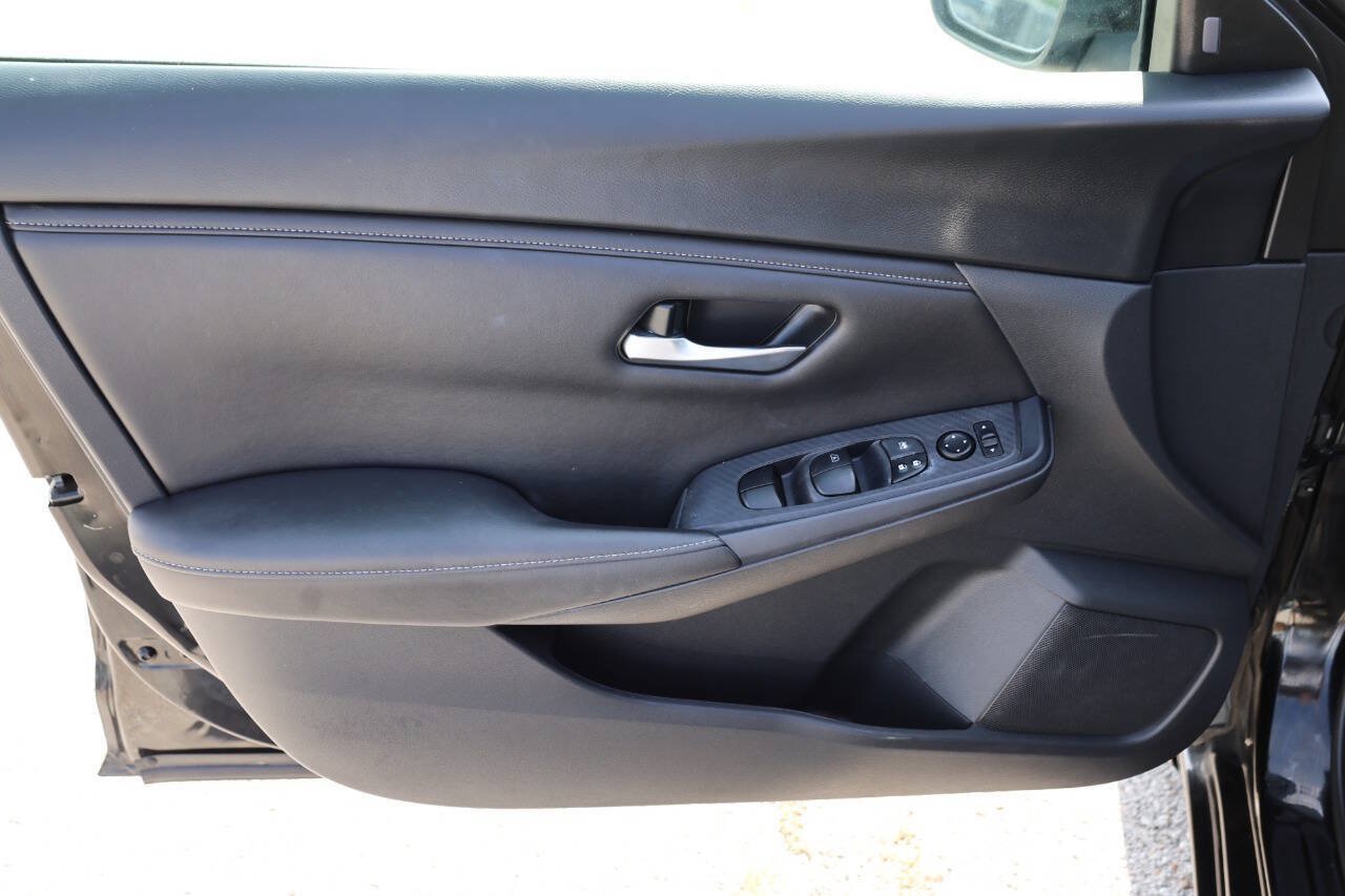 Used 2023 Nissan Sentra SV w/ All-Weather Package FWD image 12