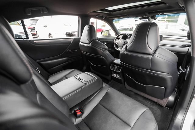 Used 2019 Lexus ES 350 F Sport w/ Accessory Package 2 FWD image 68