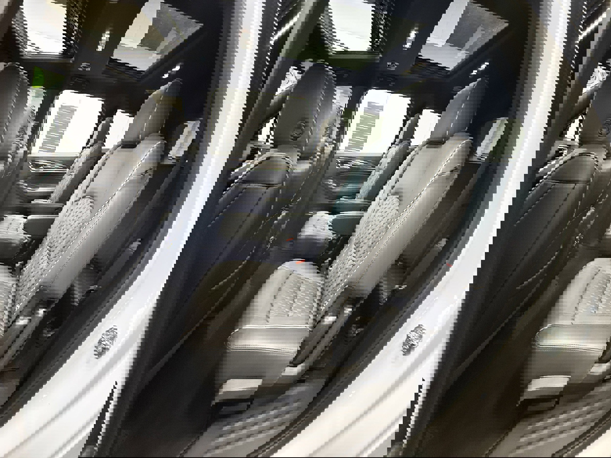 Used 2023 Buick Enclave Avenir w/ Trailering Package, 5000 lbs. AWD/4WD image 26