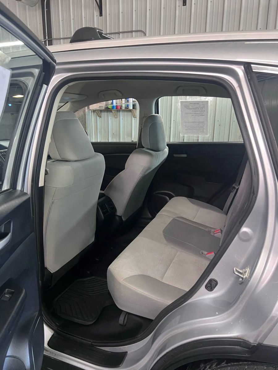 Used 2016 Honda CR-V LX image 8
