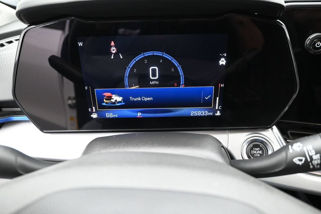 Certified 2025 Chevrolet Trax LT FWD image 15