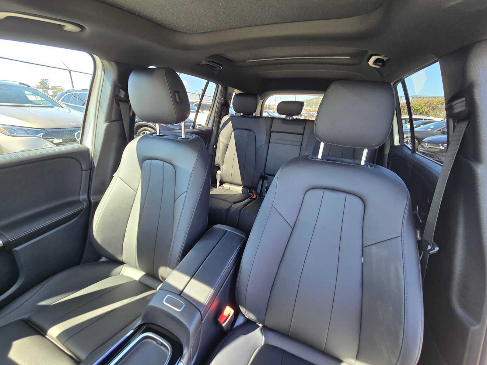 New 2026 Mercedes-Benz GLB 250 image 13