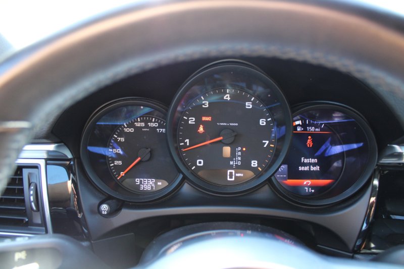 Used 2018 Porsche Macan image 14