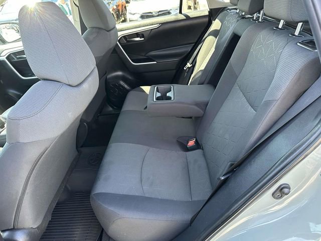 Used 2020 Toyota RAV4 XLE w/ All Weather Liner Package AWD/4WD image 21