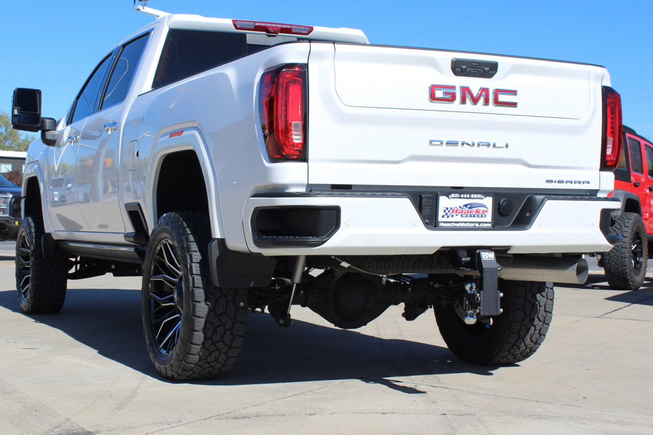 Used 2022 GMC Sierra 3500 Denali w/ Denali Ultimate Package image 30