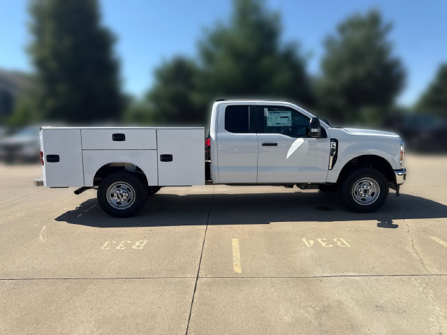 New 2026 Ford F350 XL w/ XL Chrome Package AWD/4WD image 3