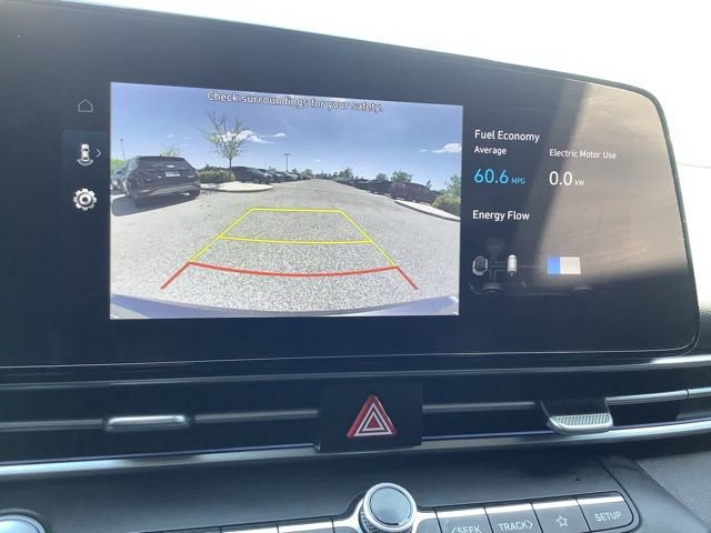 Used 2024 Hyundai Elantra Blue FWD image 30