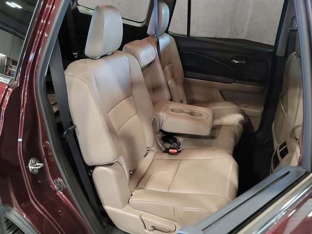 Used 2017 Honda Pilot Touring image 21