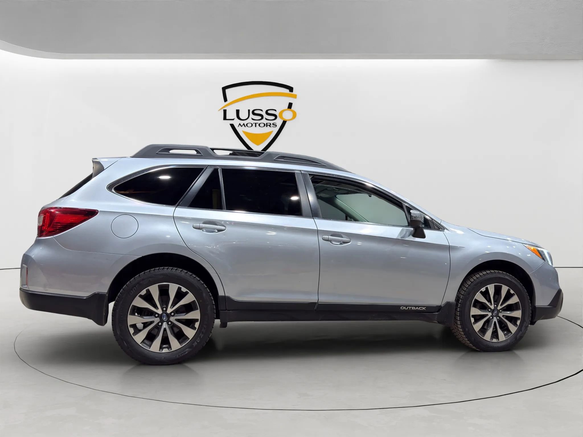 Used 2016 Subaru Outback 2.5i Limited image 5