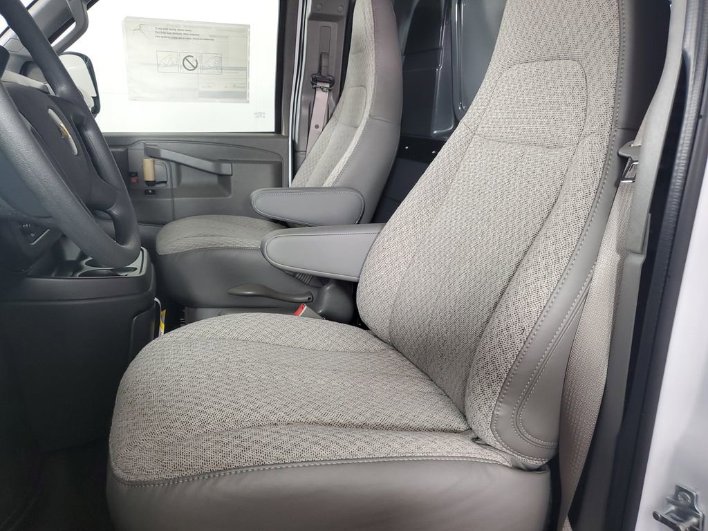 New 2025 Chevrolet Express 2500 w/ Driver Convenience Package image 12