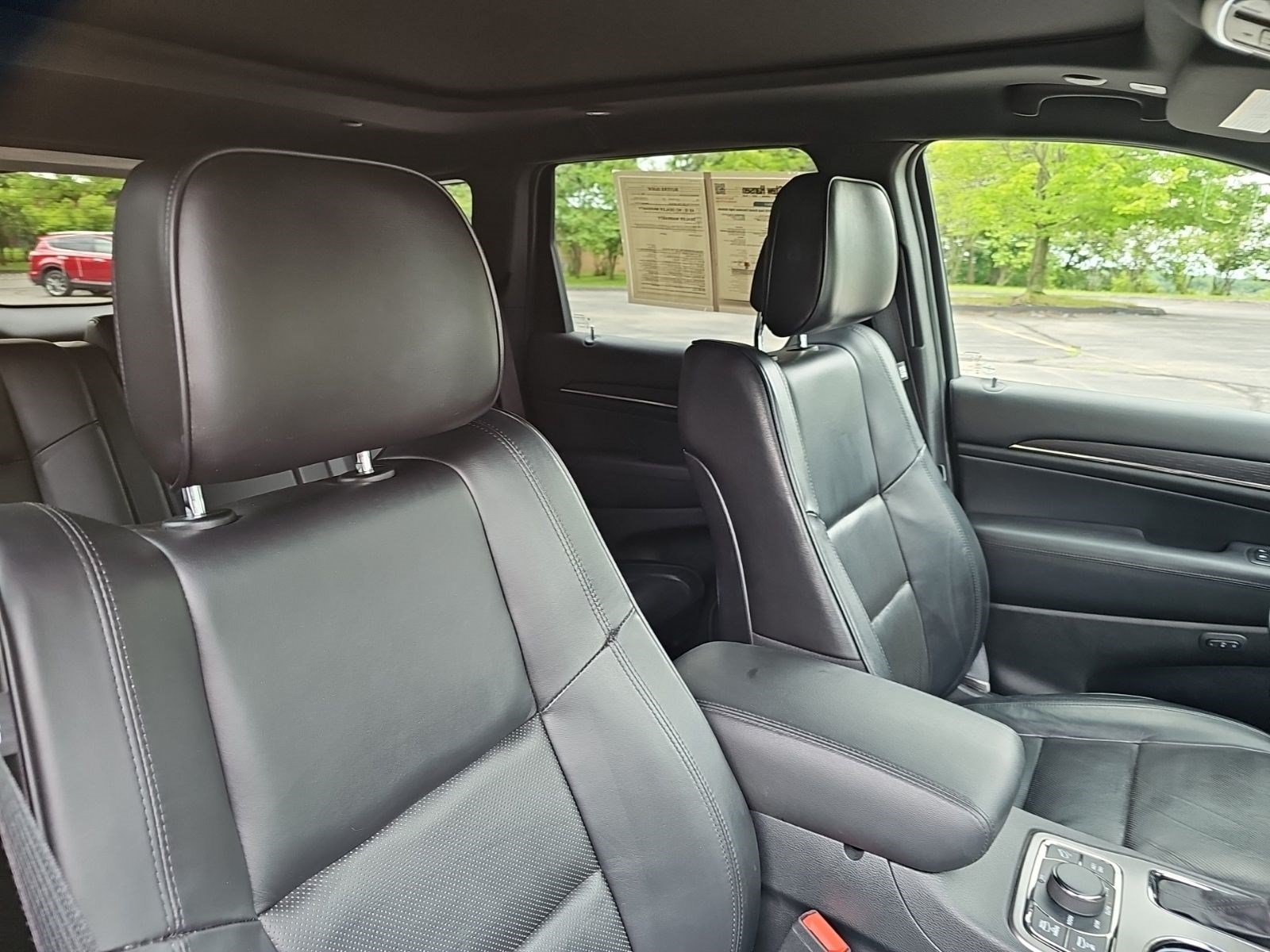 Used 2020 Jeep Grand Cherokee High Altitude AWD/4WD image 12