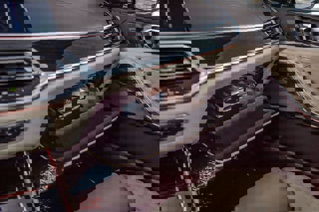 Used 2019 BMW X7 xDrive40i w/ Premium Package image 40