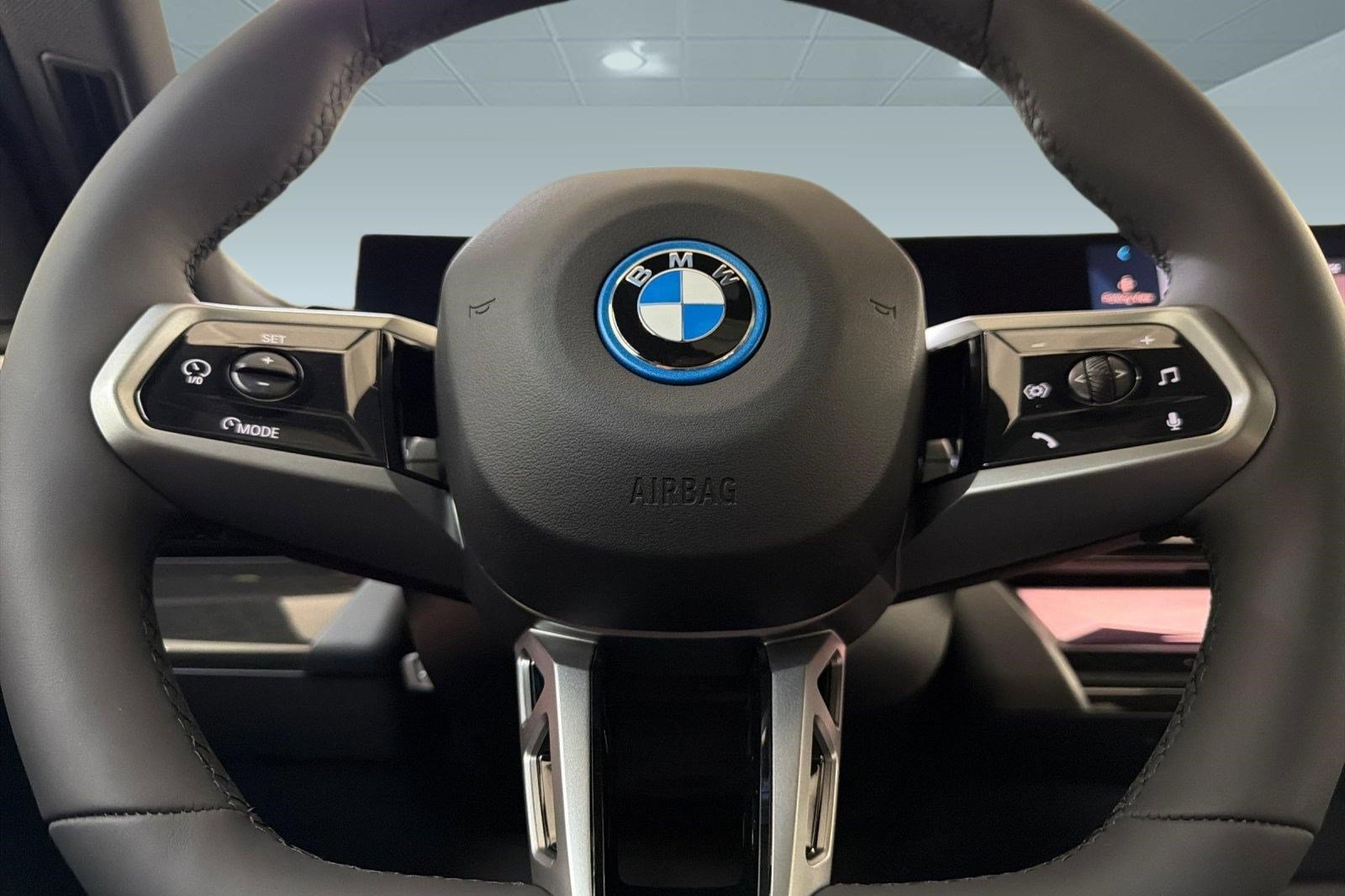 New 2026 BMW i5 M60 w/ M Sport Package RWD image 16