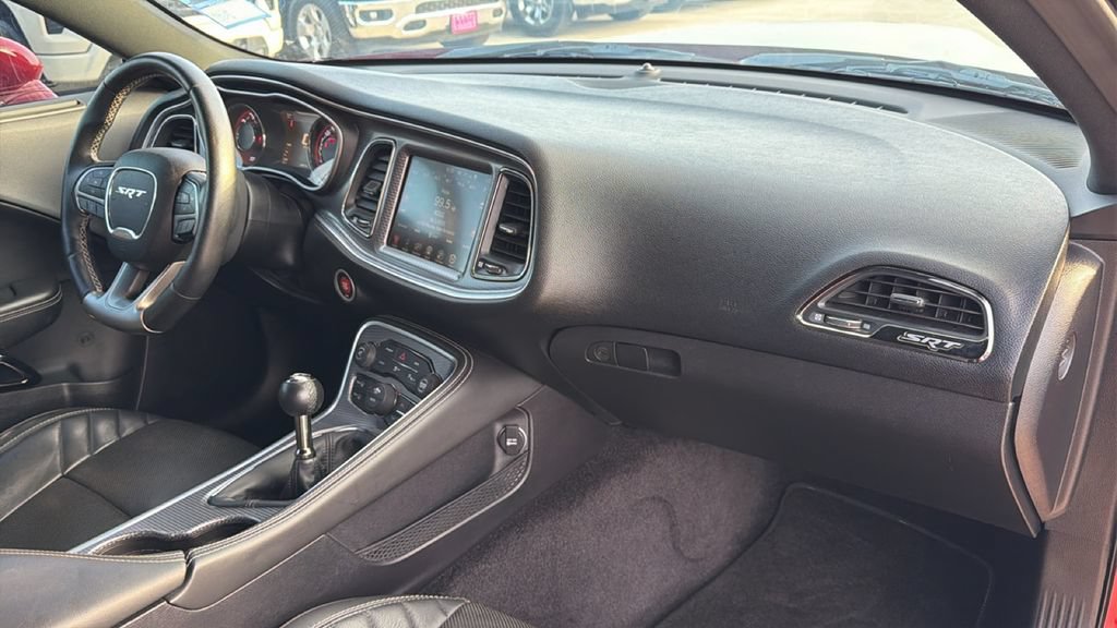 Used 2016 Dodge Challenger SRT Hellcat RWD image 27