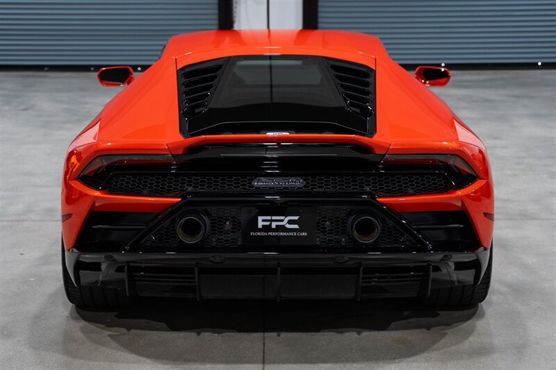 Used 2021 Lamborghini Huracan EVO AWD/4WD image 5