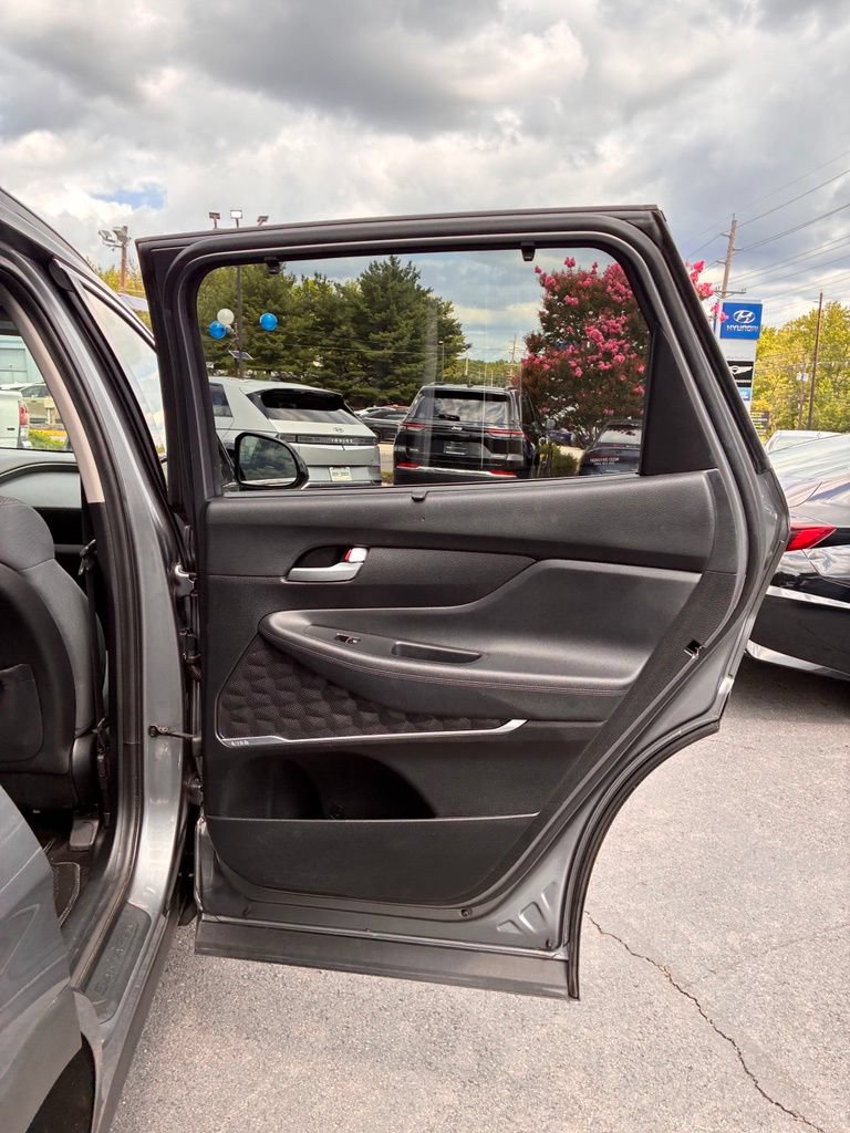 Used 2019 Hyundai Santa Fe SEL FWD image 24