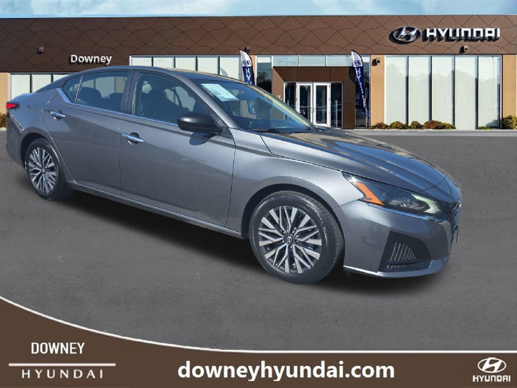 Used 2025 Nissan Altima 2.5 SV FWD 360° Tour