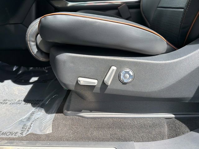 Used 2025 Lincoln Navigator L Black Label image 19