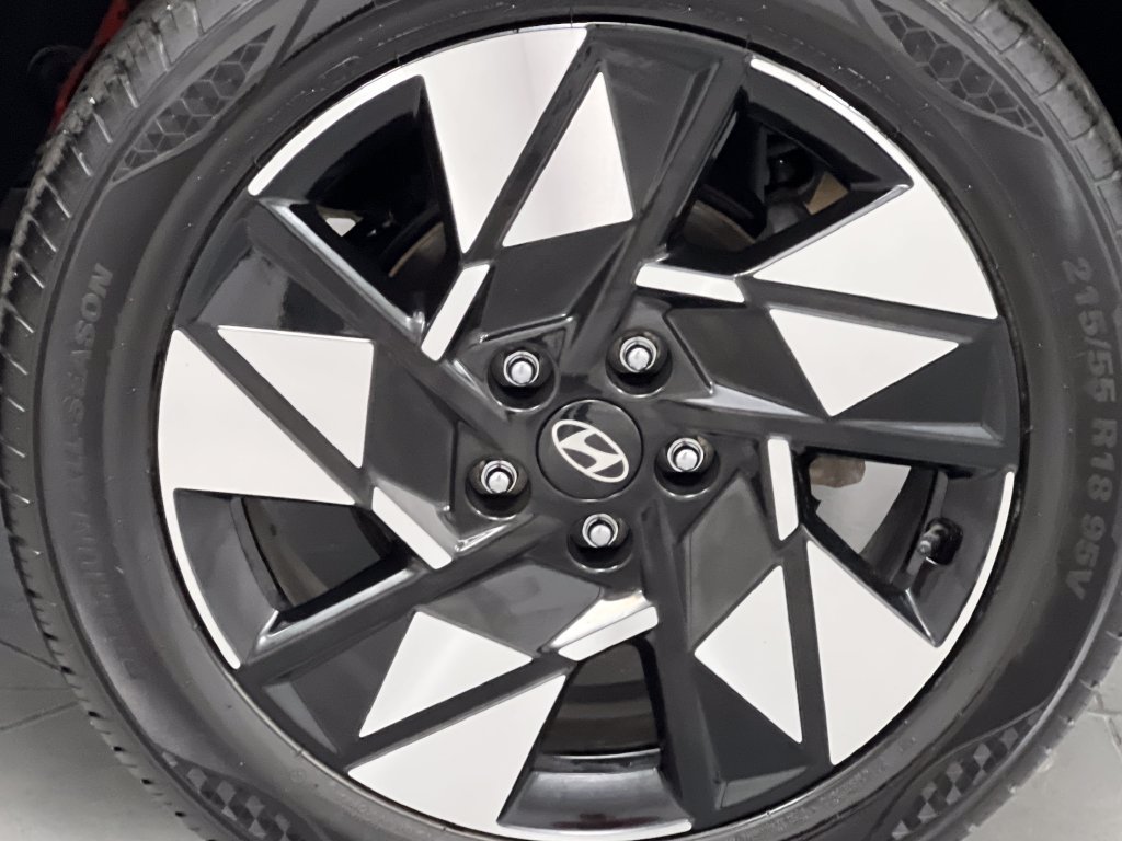 Used 2024 Hyundai Kona SEL AWD/4WD image 65