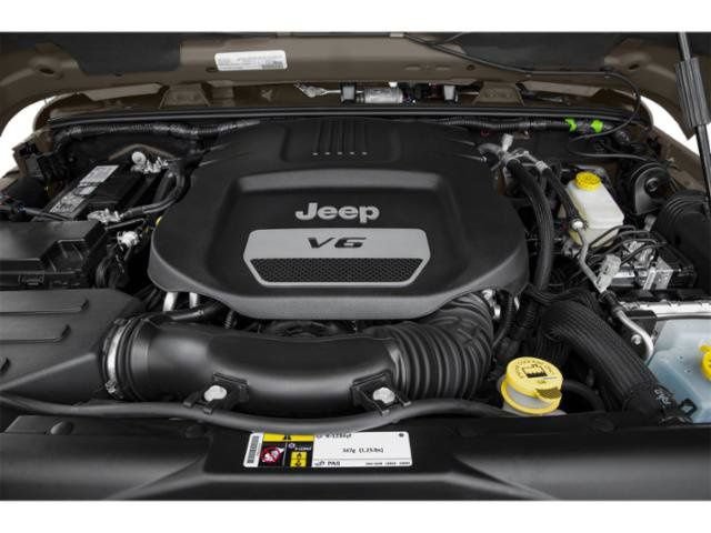 Used 2015 Jeep Wrangler Unlimited Rubicon w/ Dual Top Group AWD/4WD image 16