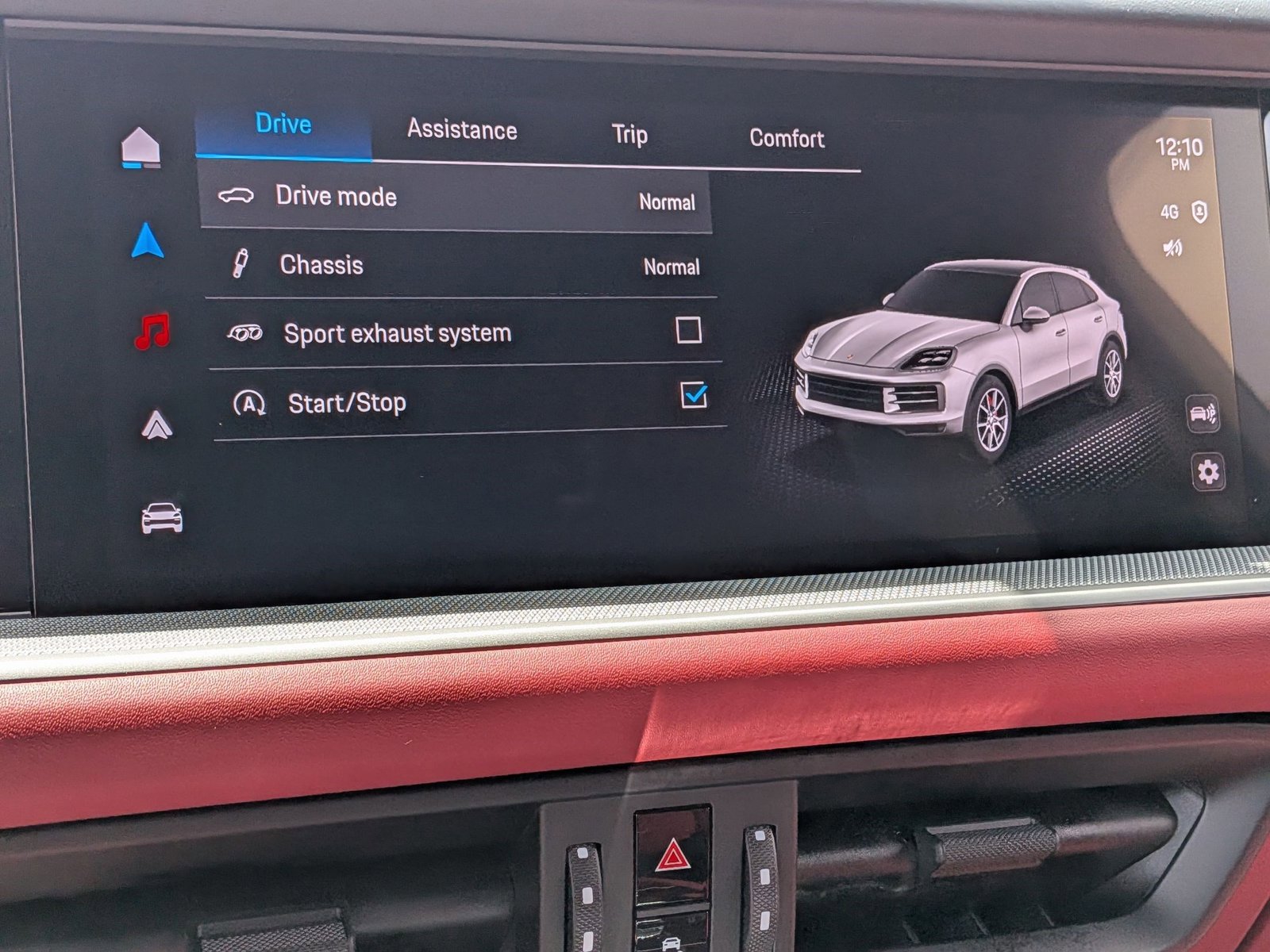 Certified 2025 Porsche Cayenne Coupe AWD/4WD image 17
