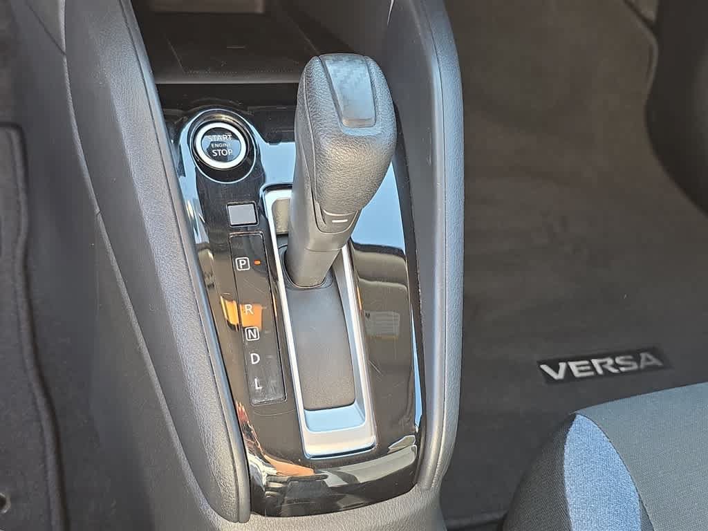 Used 2025 Nissan Versa SV w/ Trunk Package FWD image 22
