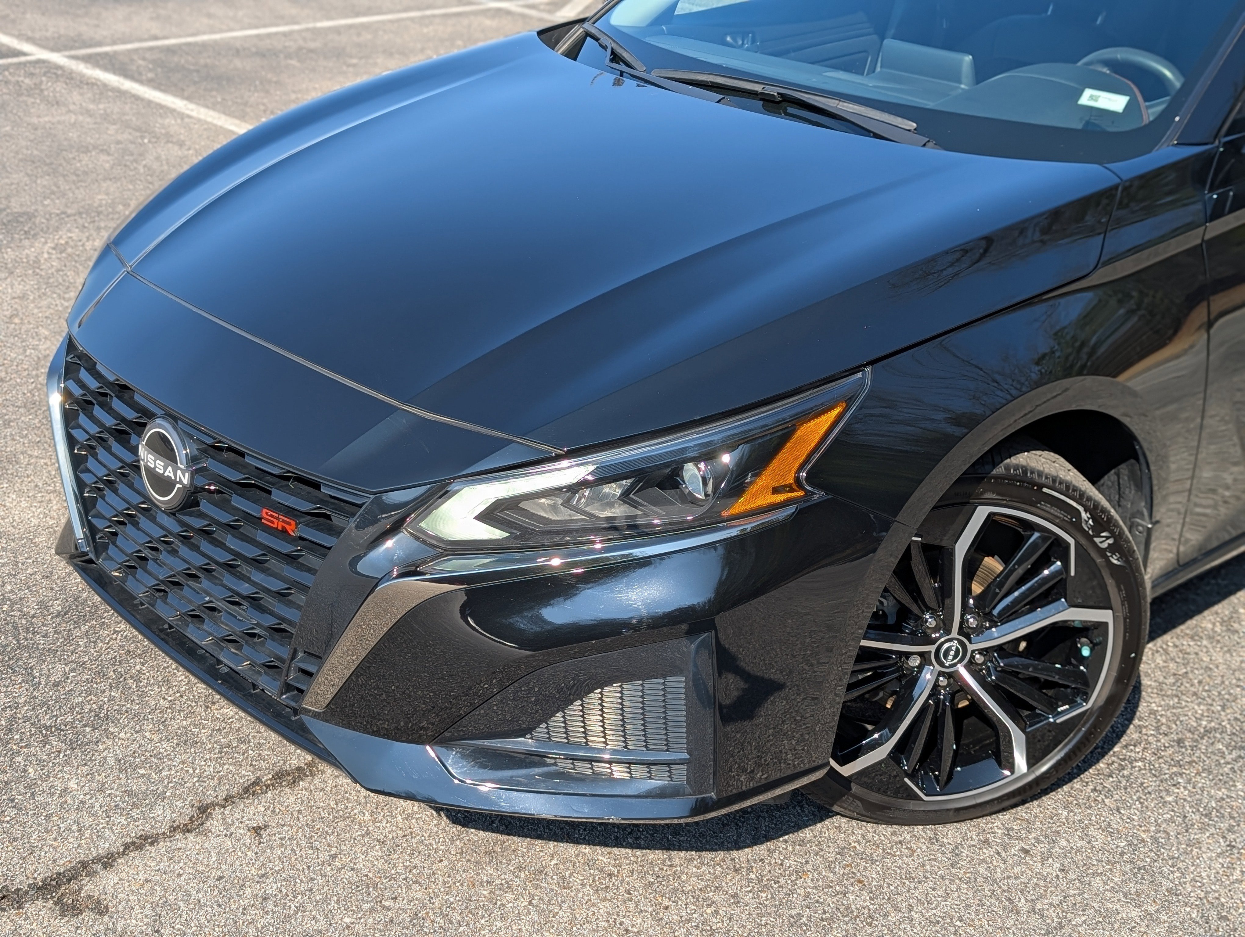 Used 2024 Nissan Altima 2.5 SR FWD image 13