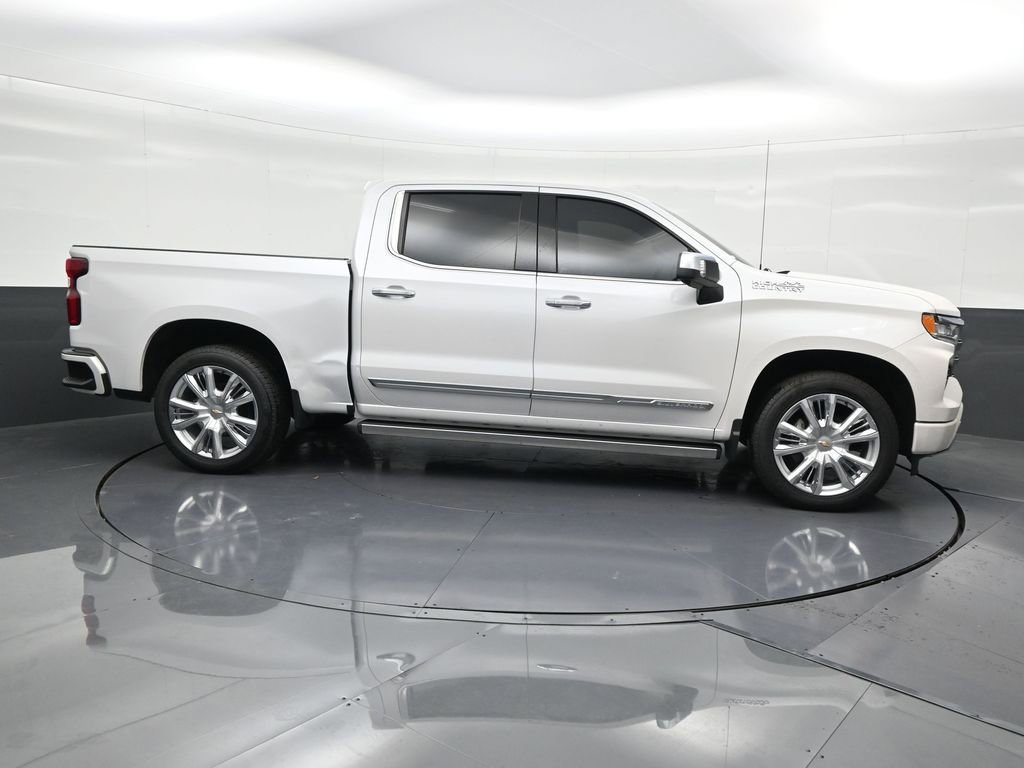 Used 2023 Chevrolet Silverado 1500 High Country w/ High Country Premium Package image 7