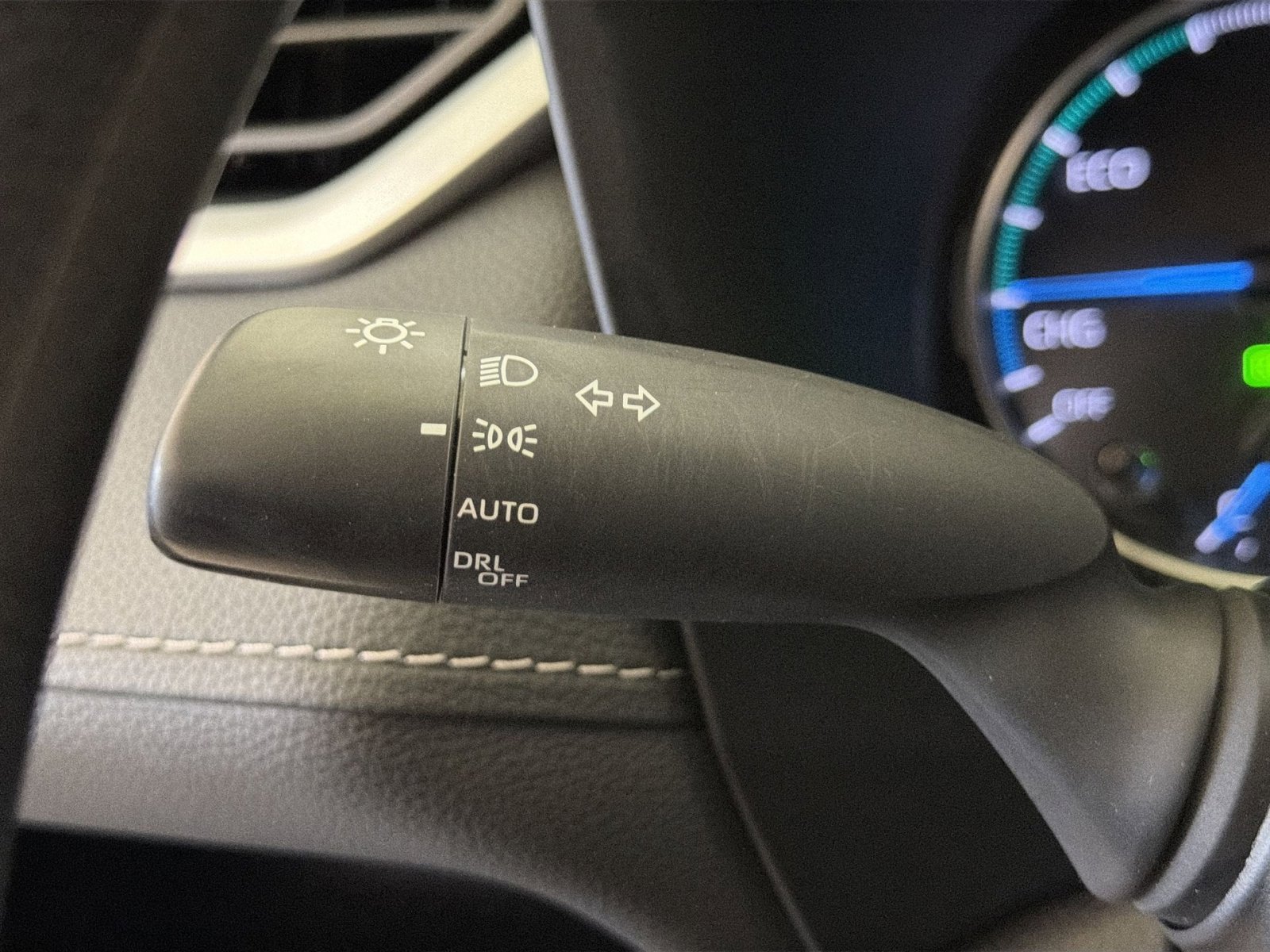 Used 2022 Toyota RAV4 XLE w/ Convenience Package AWD/4WD image 39