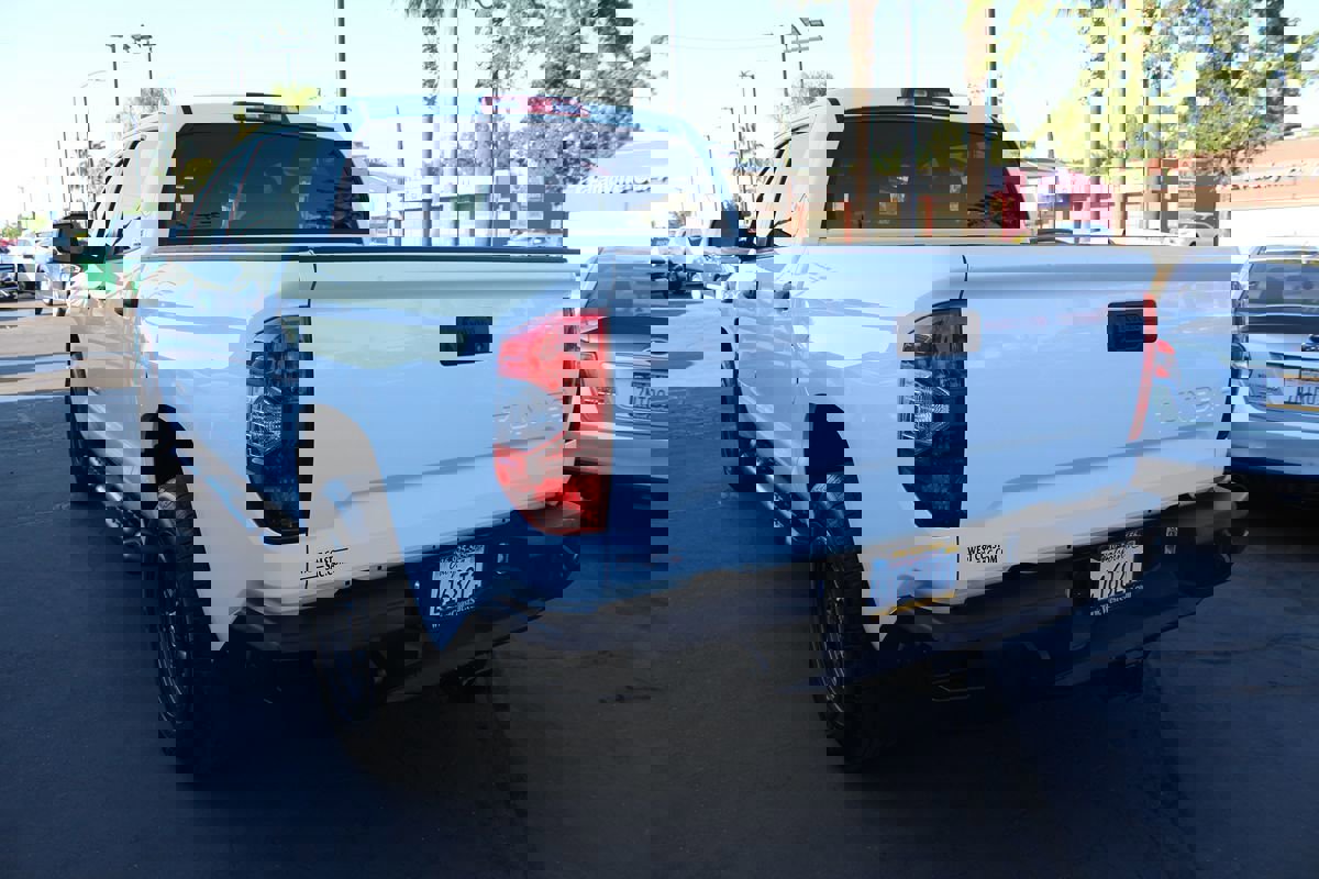 Used 2015 Toyota Tundra SR5 image 5