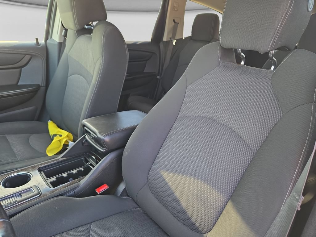 Used 2016 Chevrolet Traverse LT w/ Style and Technology Package AWD/4WD image 18