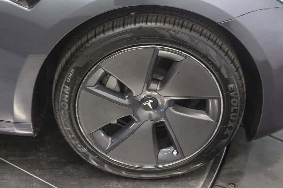 Used 2023 Tesla Model 3 Standard Range RWD image 10