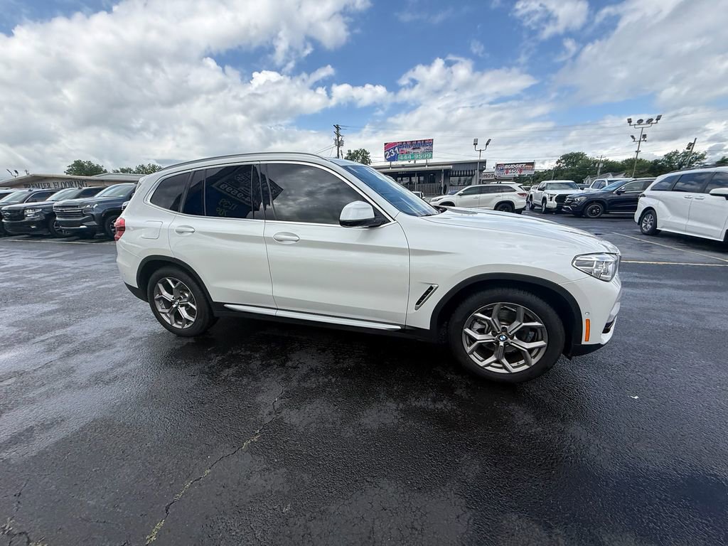 Used 2021 BMW X3 xDrive30i w/ Executive Package AWD/4WD image 2