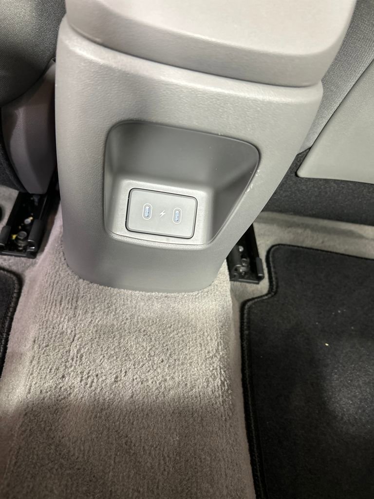 Used 2024 Hyundai Elantra SEL image 23