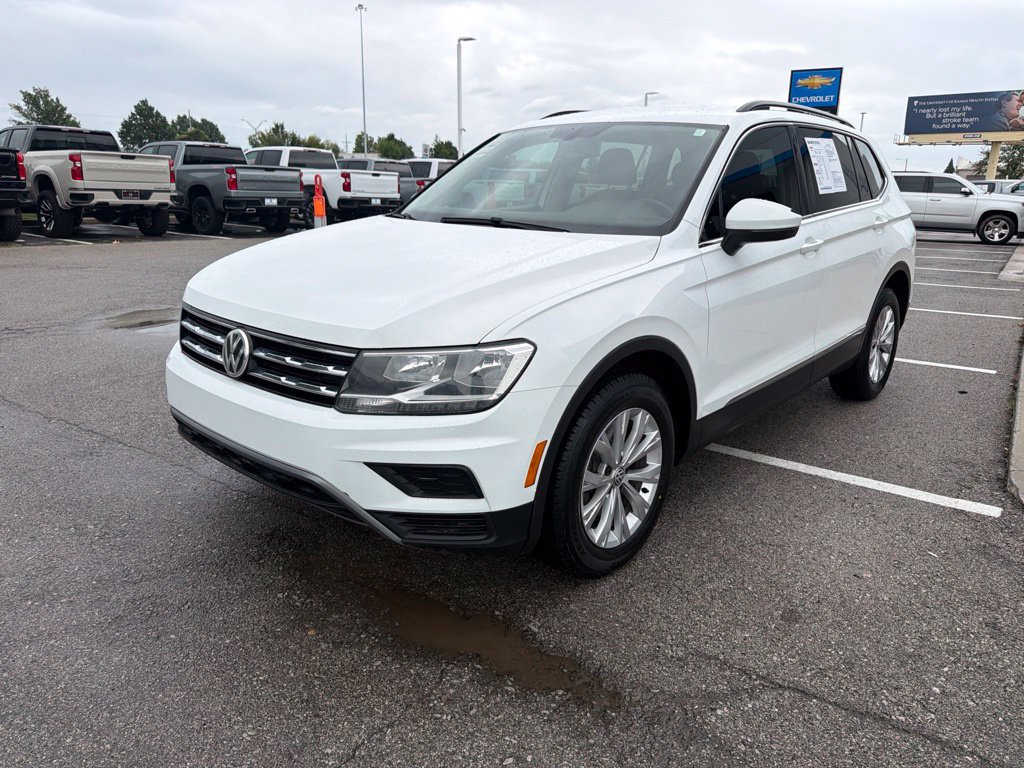 Used 2018 Volkswagen Tiguan SE w/ 3rd Row Seat Package AWD/4WD image 7