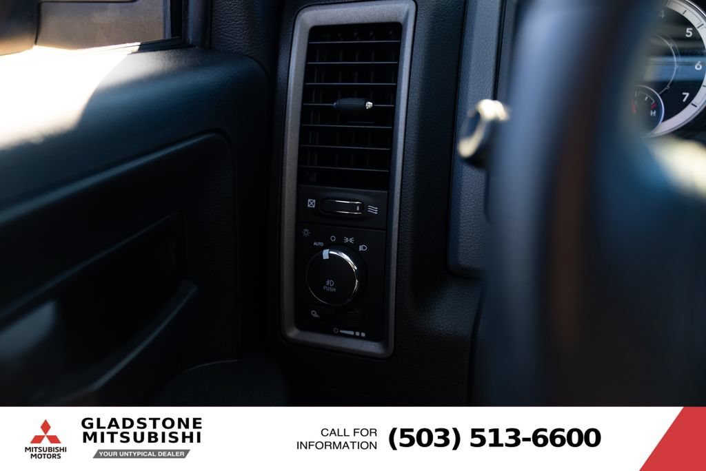 Used 2019 RAM 1500 Express w/ Express Value Package AWD/4WD image 14