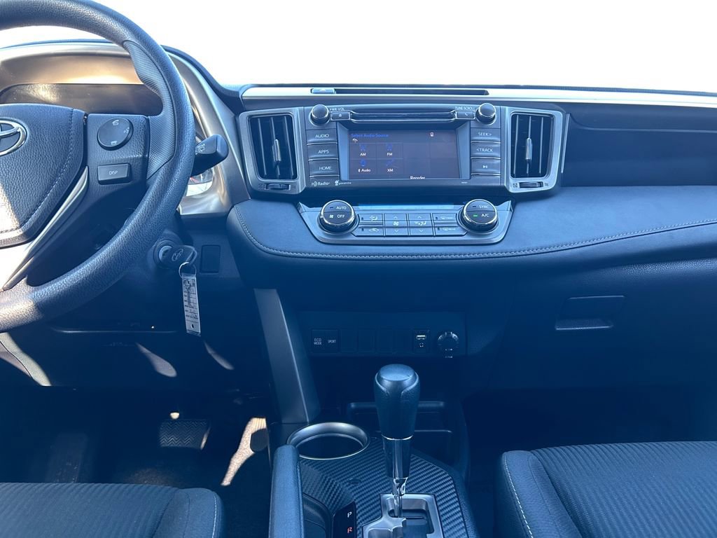 Used 2015 Toyota RAV4 XLE image 12