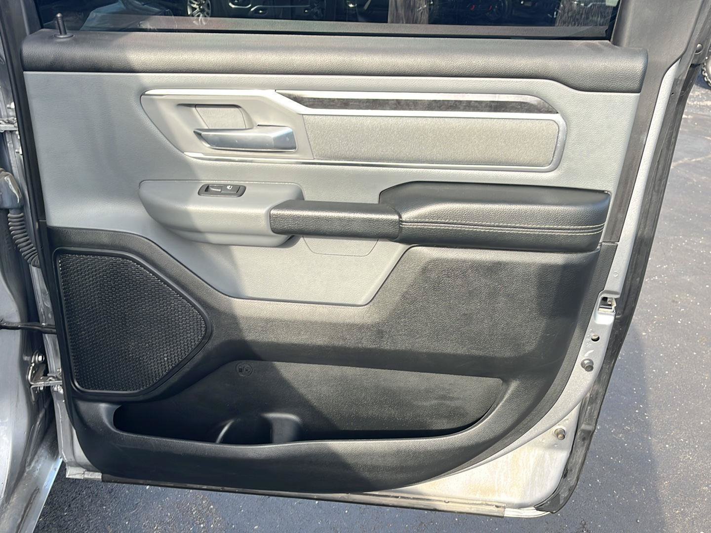 Used 2019 RAM 1500 Big Horn AWD/4WD image 24