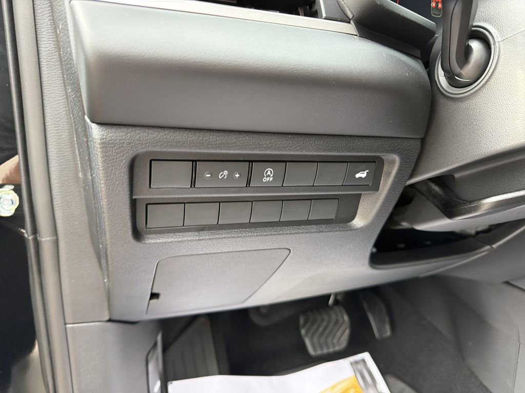 New 2026 Mitsubishi Outlander SE AWD/4WD image 17