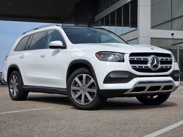 Used 2023 Mercedes-Benz GLS 450 4MATIC image 2