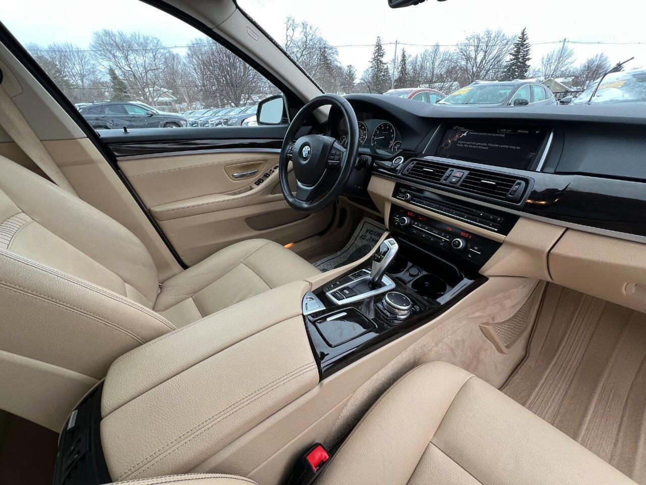 Used 2015 BMW 528i xDrive Sedan image 34