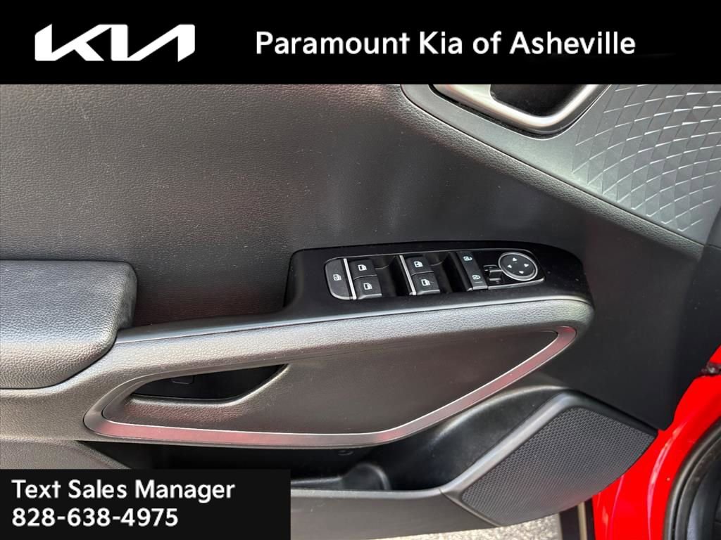 Used 2021 Kia Soul S image 22