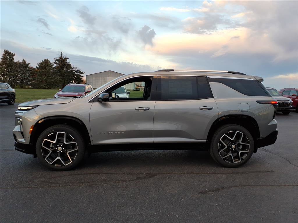 New 2026 Chevrolet Traverse High Country image 2